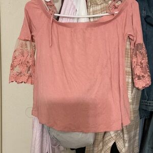Women's Pink Lace Sleeve Top